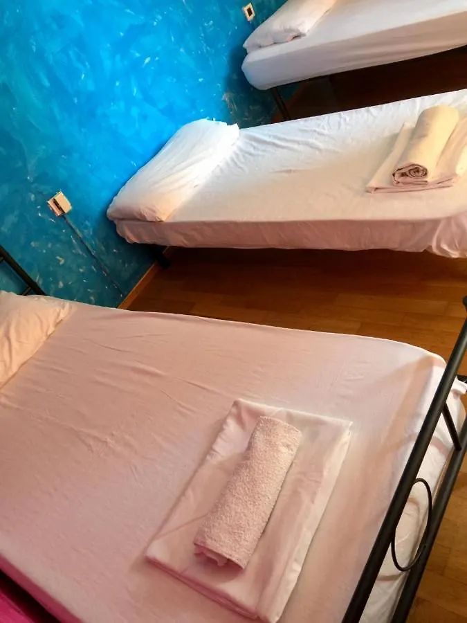 Blue Venice Hotel Homestay