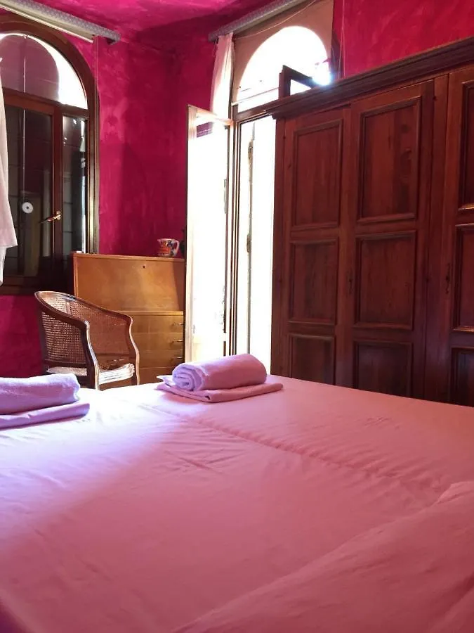 Homestay Blue Venice Hotel
