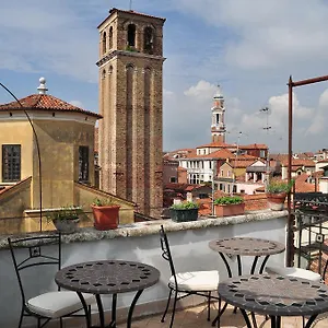 Bed & Breakfast La Terrazza Dei Miracoli, Benátky